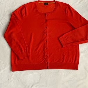 Hip length cardigan, size 3x.